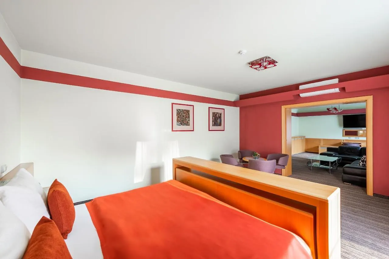 Jan Maria Hotel オストラヴァ 4*,